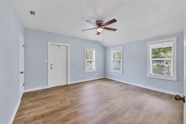 905 MYRTLE AVENUE, Venice, FL 34285