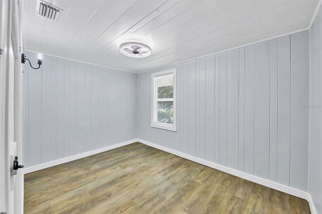 905 MYRTLE AVENUE, Venice, FL 34285