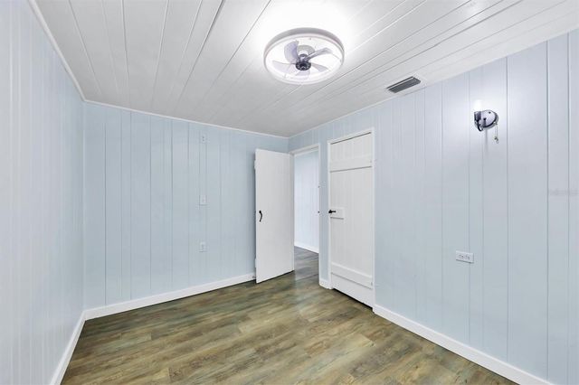 905 MYRTLE AVENUE, Venice, FL 34285