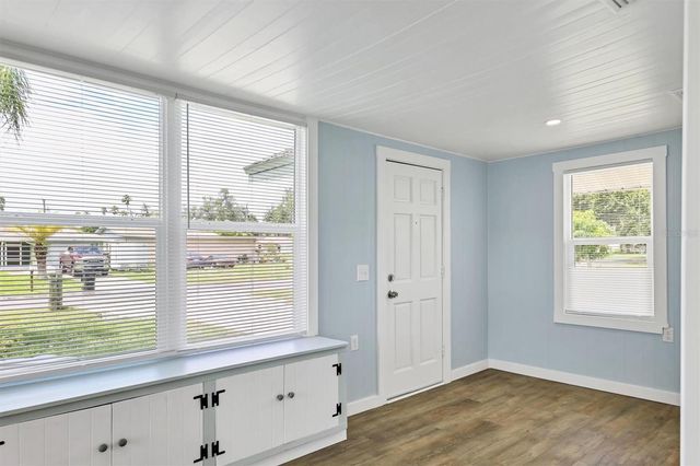 905 MYRTLE AVENUE, Venice, FL 34285