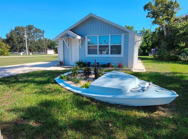 905 MYRTLE AVENUE, Venice, FL 34285