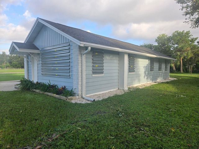 905 MYRTLE AVENUE, Venice, FL 34285