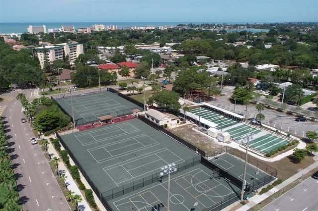 905 MYRTLE AVENUE, Venice, FL 34285