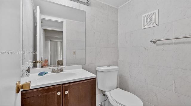 438 Mansfield K 438, Boca Raton, FL 33434
