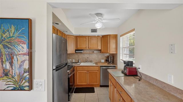 438 Mansfield K 438, Boca Raton, FL 33434
