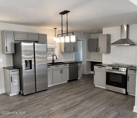 3210 Grapevine Court W, Wilson, NC 27893