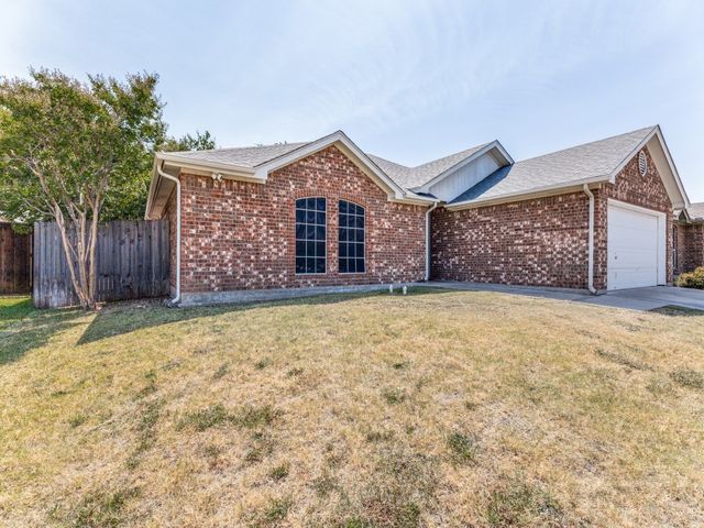 420 Marsha Street, Saginaw, TX 76179