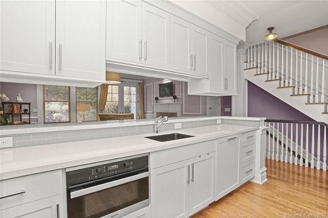 177 Railroad Avenue C, Greenwich, CT 06830