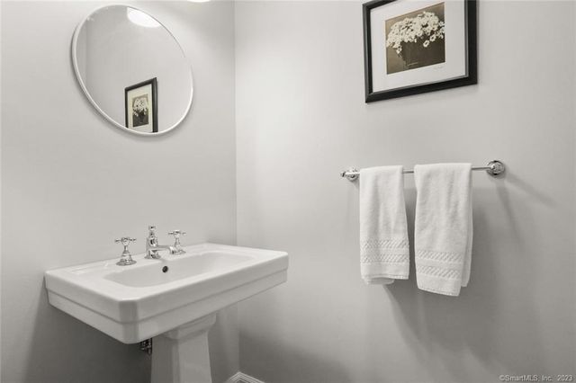 177 Railroad Avenue C, Greenwich, CT 06830