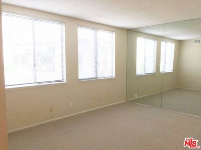 140 The Village 208, Redondo Beach, CA 90277