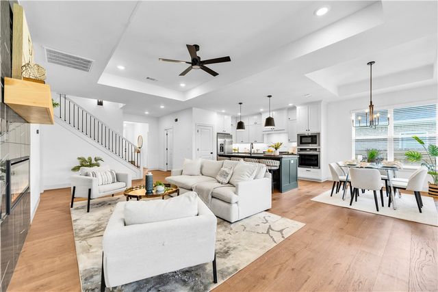 1111 Mammoth Street, Bentonville, AR 72713