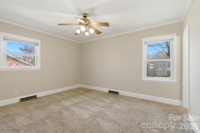 1280 Queensgate Street, Gastonia, NC 28054