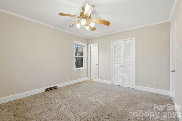 1280 Queensgate Street, Gastonia, NC 28054