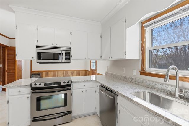 1280 Queensgate Street, Gastonia, NC 28054