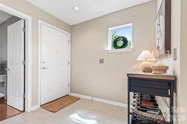 719 Southwest Drive, Davidson, NC 28036