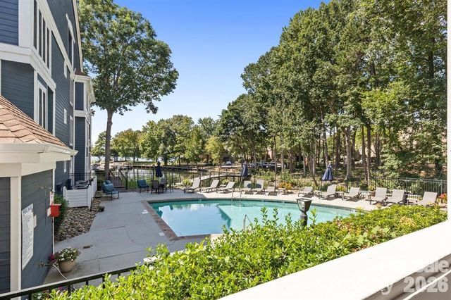 719 Southwest Drive, Davidson, NC 28036