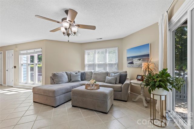 719 Southwest Drive, Davidson, NC 28036