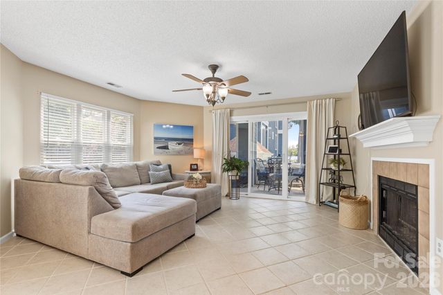 719 Southwest Drive, Davidson, NC 28036