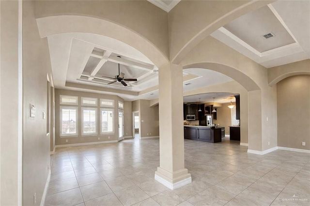 2020 Queens Avenue, Mcallen, TX 78504