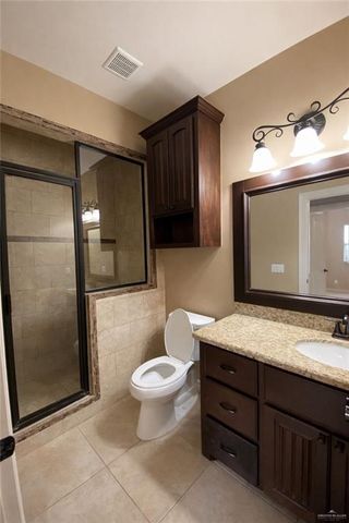 2020 Queens Avenue, Mcallen, TX 78504