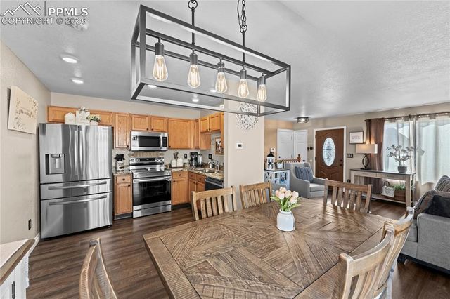 4882 Tawny Ridge Drive, Colorado Springs, CO 80916