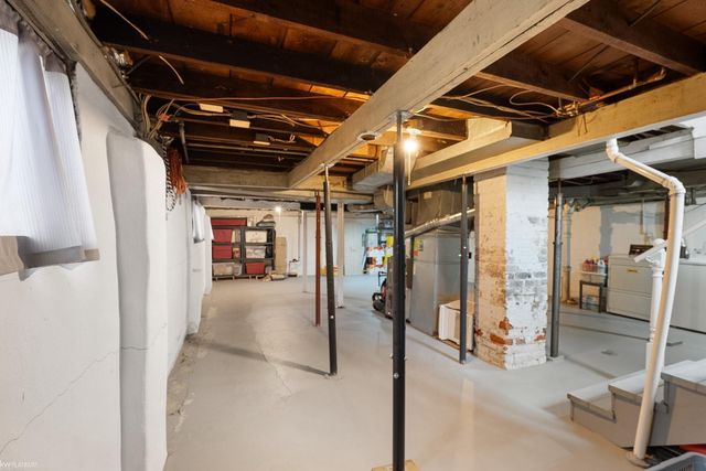 22415 Stephens Street, Saint Clair Shores, MI 48080