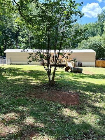 196 Sonora Drive, Advance, NC 27006