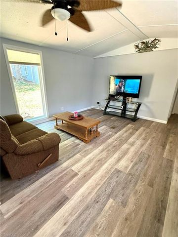 196 Sonora Drive, Advance, NC 27006
