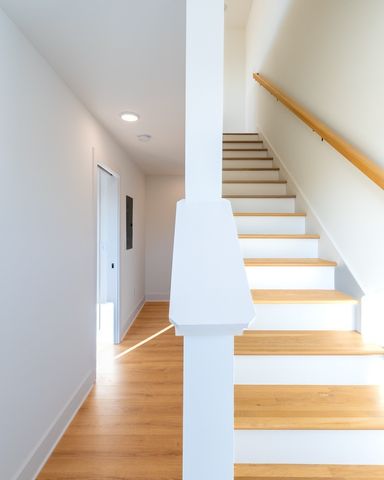 102 Duke St Apt 8, Nashville, TN 37207