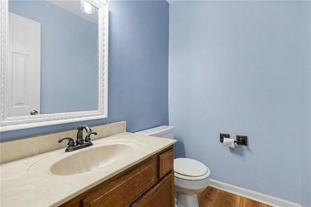 9419 W 119th Terrace, Overland Park, KS 66213