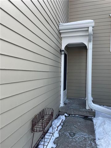 9419 W 119th Terrace, Overland Park, KS 66213