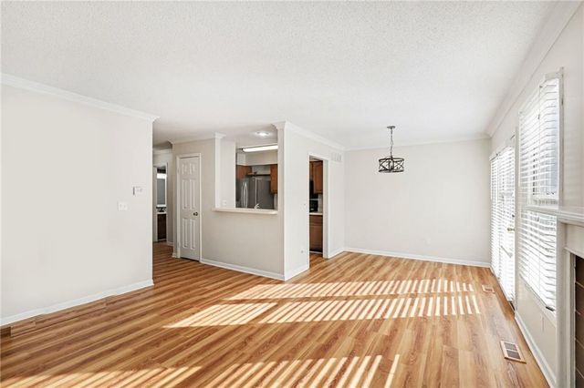 9419 W 119th Terrace, Overland Park, KS 66213