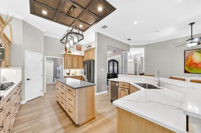 8134 Marseille Dr, Corpus Christi, TX 78414