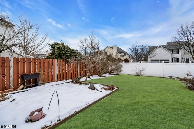 800 Kenneth Ave, South Plainfield Boro, NJ 07080