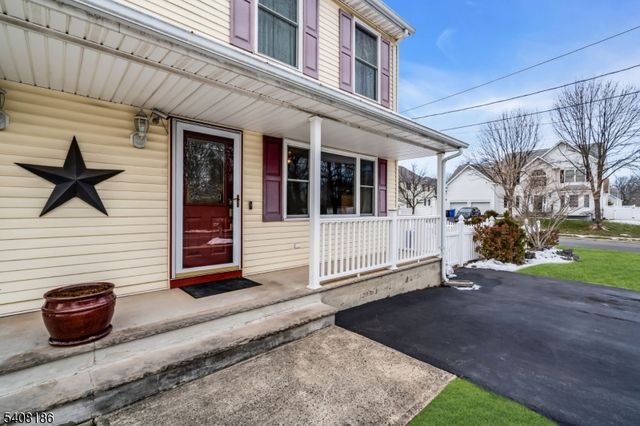 800 Kenneth Ave, South Plainfield Boro, NJ 07080