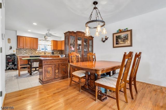 800 Kenneth Ave, South Plainfield Boro, NJ 07080