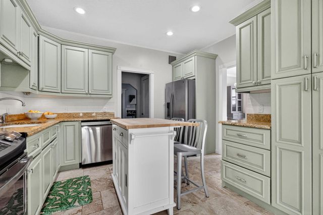 412 El Prado 1, West Palm Beach, FL 33405