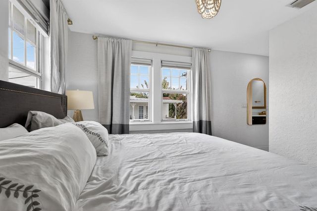 412 El Prado 1, West Palm Beach, FL 33405