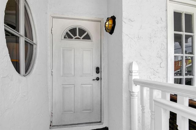 412 El Prado 1, West Palm Beach, FL 33405
