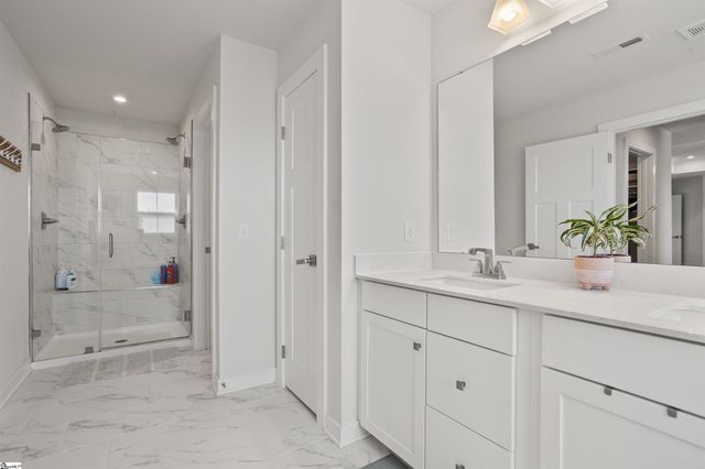 8 Blackfoot Road, Greenville, SC 29607