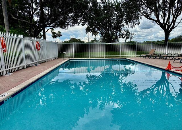 16149 NW 22nd Street, Pembroke Pines, FL 33028