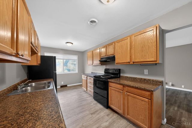 7943 Glenorchard Drive, Cincinnati, OH 45237