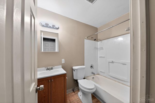 7943 Glenorchard Drive, Cincinnati, OH 45237