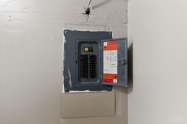 7943 Glenorchard Drive, Cincinnati, OH 45237