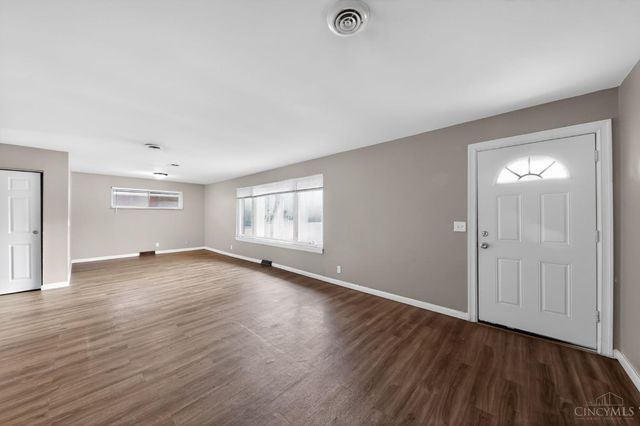 7943 Glenorchard Drive, Cincinnati, OH 45237