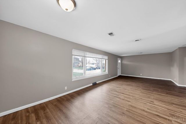 7943 Glenorchard Drive, Cincinnati, OH 45237