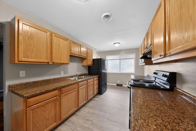 7943 Glenorchard Drive, Cincinnati, OH 45237