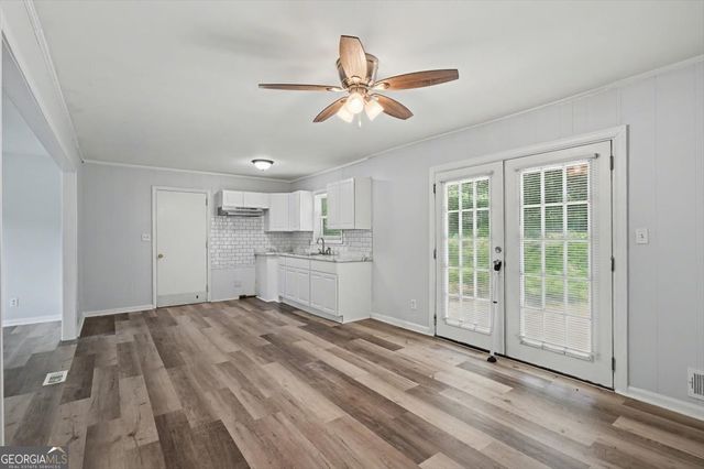 3202 Empire Boulevard SW, Atlanta, GA 30354