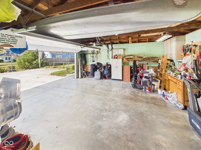 1612 E 7th Street, Anderson, IN 46012