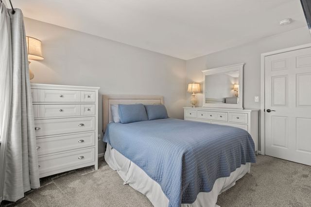 100 Railroad St 100, Abington, MA 02351